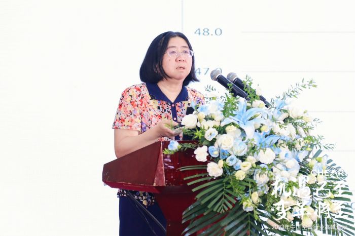 1690169210854094.jpg 中國(guó)經(jīng)濟(jì)體制改革研究會(huì)副會(huì)長(zhǎng) 李青.jpg